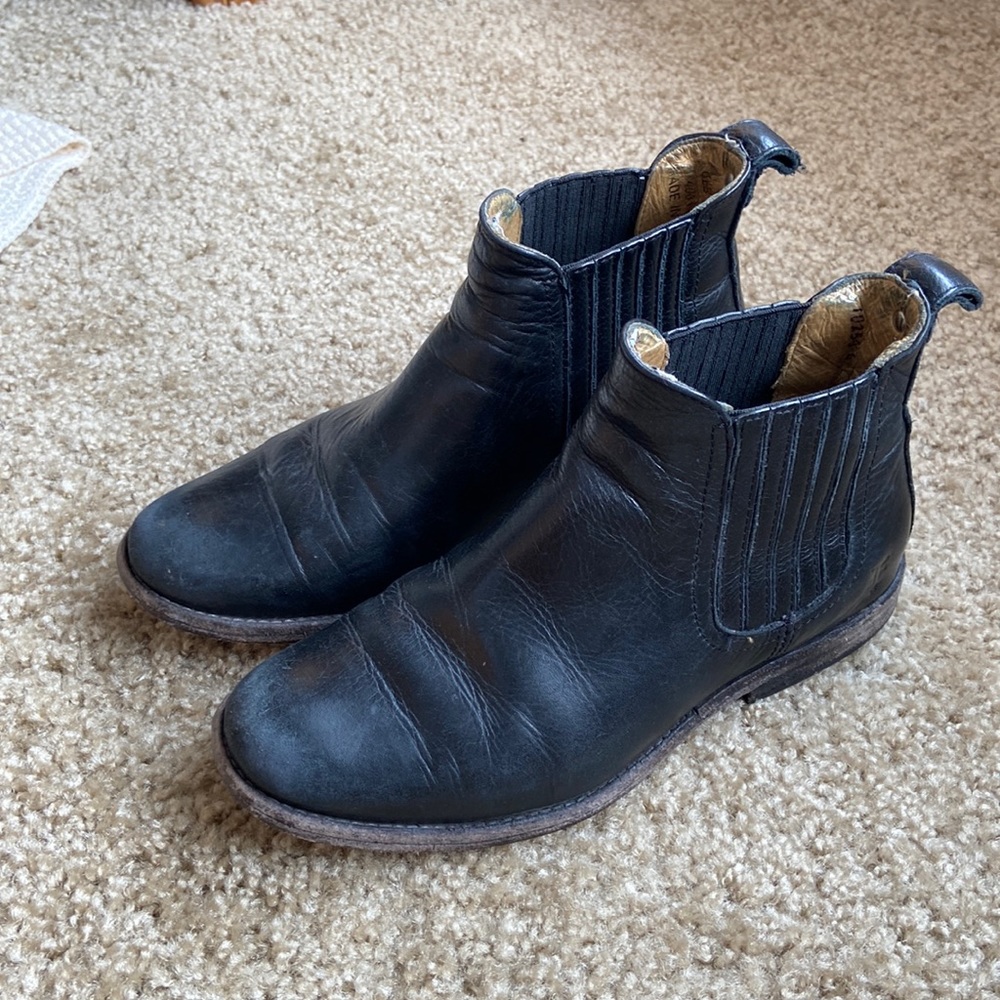 Frye black leather Chelsea boots